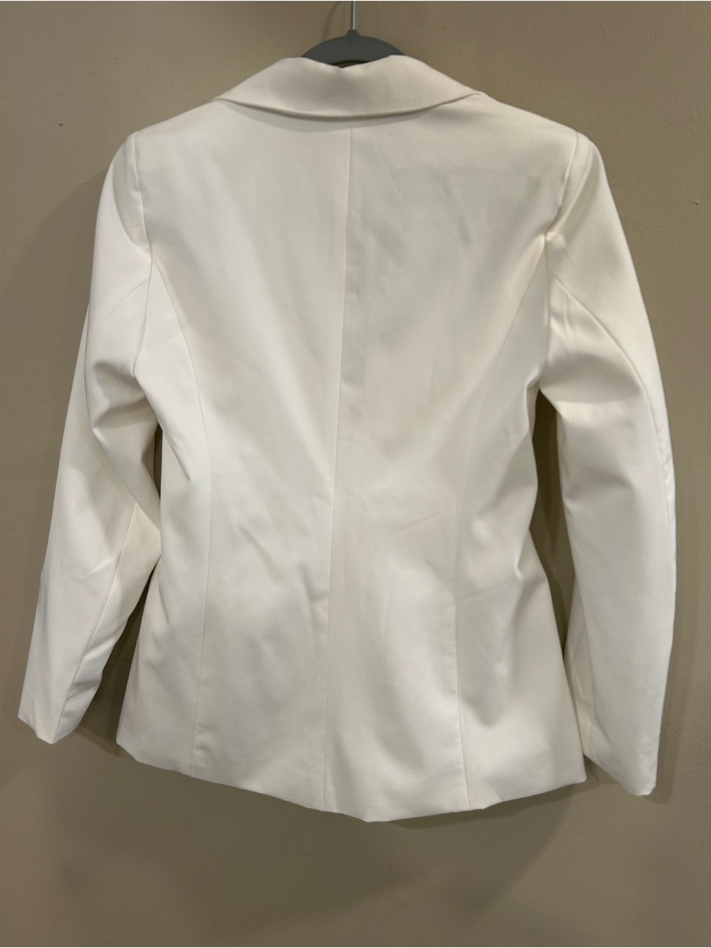 White Blazer Women's Size Small

Single-Button - Picture 4 of 5